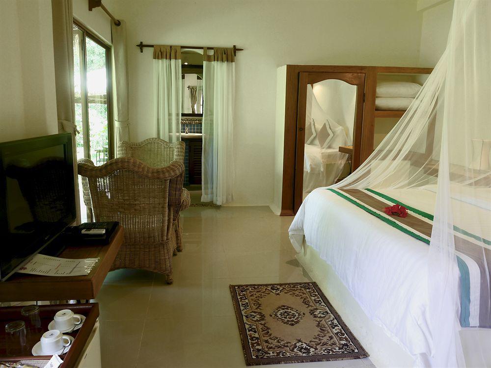 Le Flamboyant Resort Kep Bagian luar foto