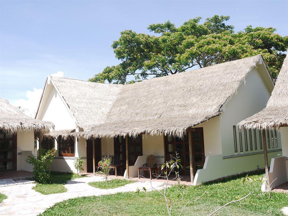 Le Flamboyant Resort Kep Bagian luar foto