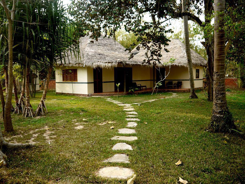 Le Flamboyant Resort Kep Bagian luar foto
