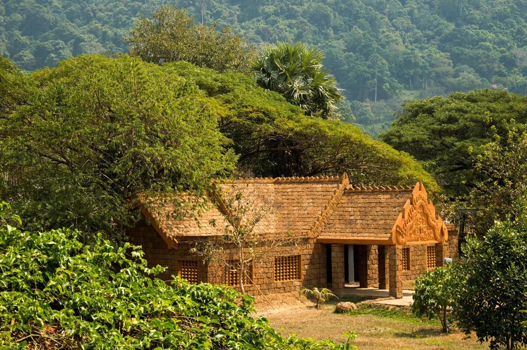 Le Flamboyant Resort Kep Bagian luar foto