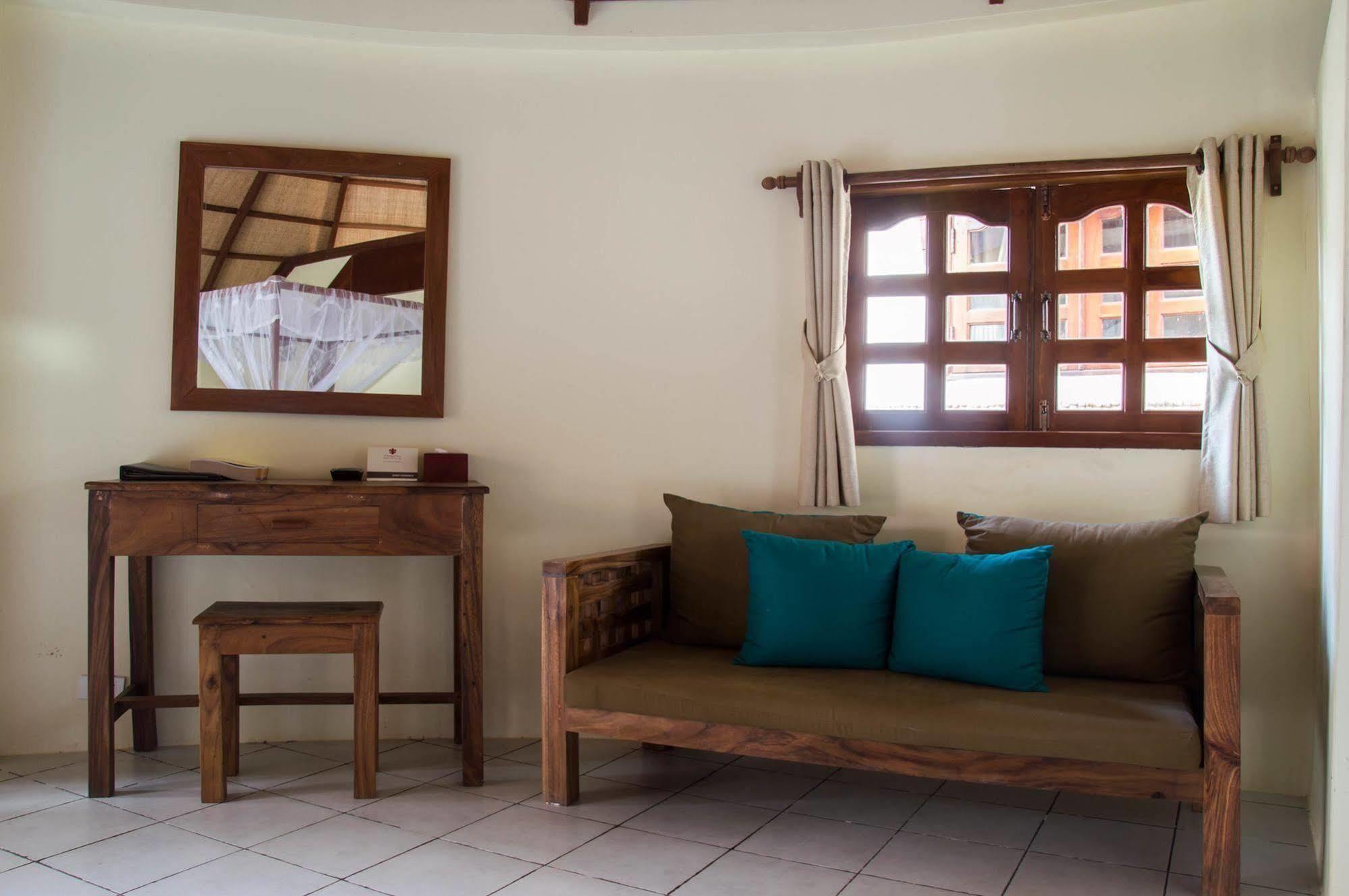 Le Flamboyant Resort Kep Bagian luar foto